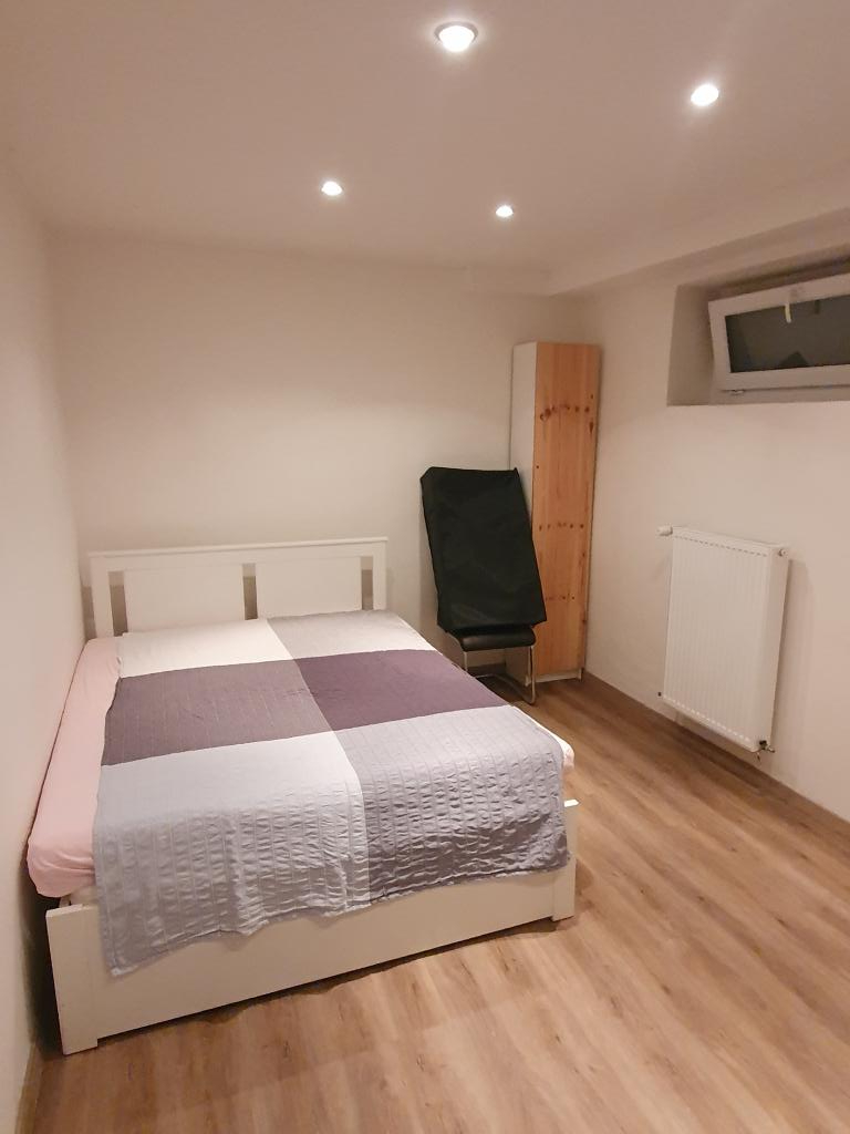 Pronájem bytu 6 a více 58 m2