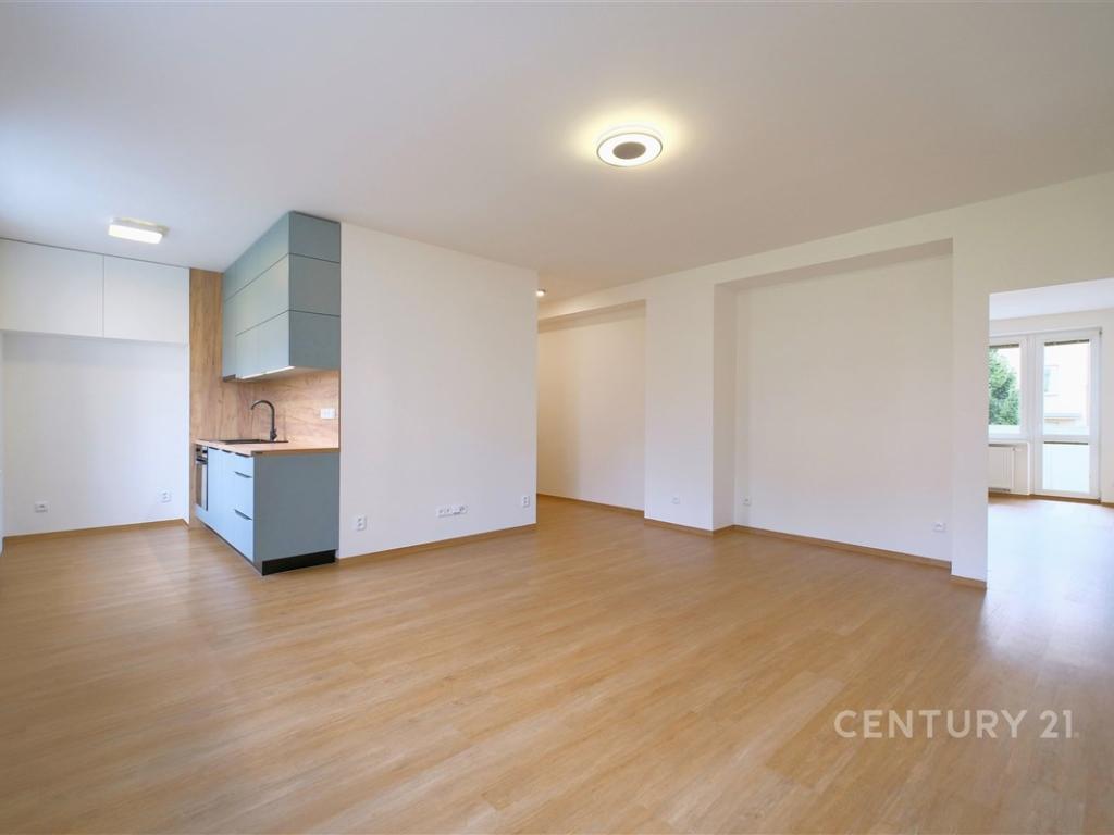 Pronájem bytu 2+kk 56 m2, Vsetín – náhled fotky 2