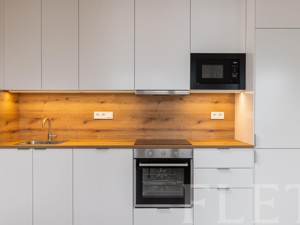 Pronájem bytu 1+kk 30 m2