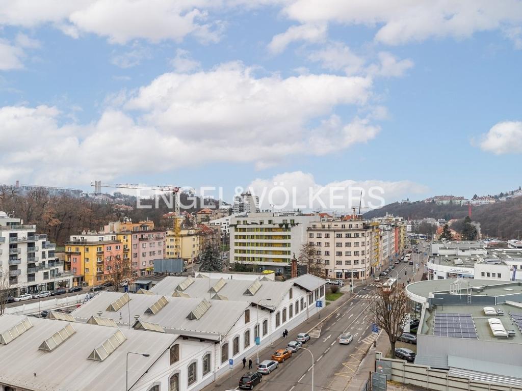 Pronájem bytu 4+1 80 m2, Praha – náhled fotky 9