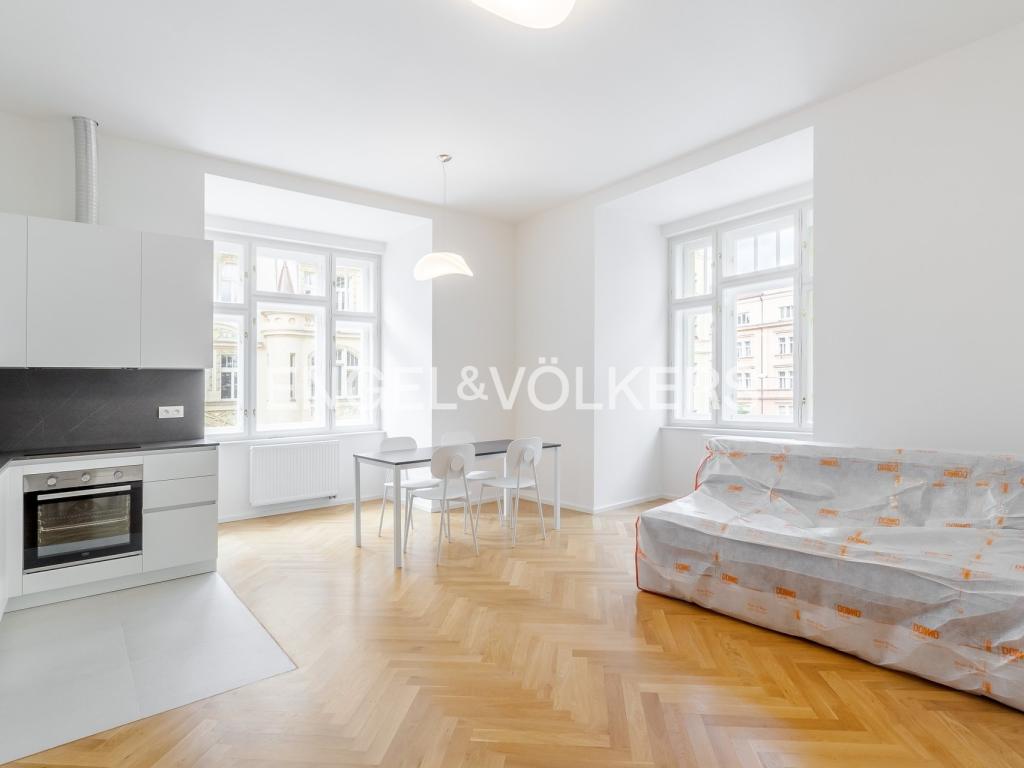 Pronájem bytu 4+kk 99 m2