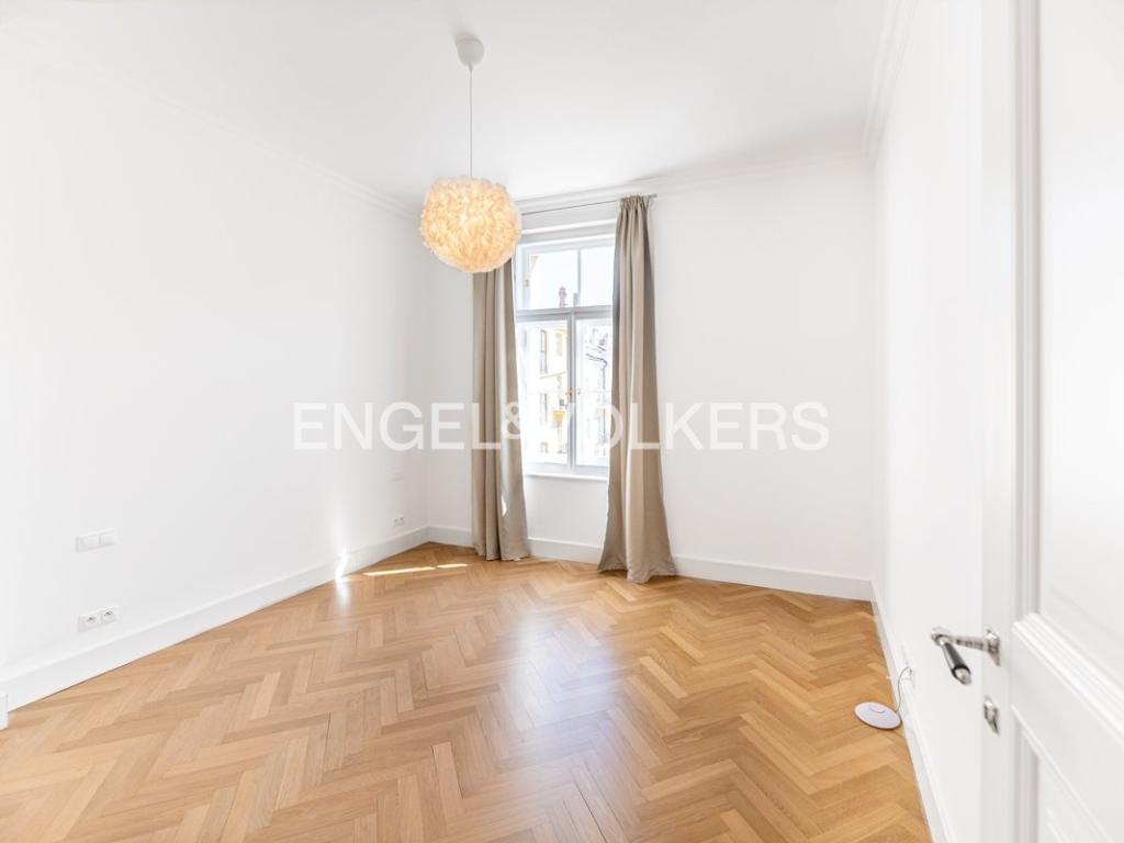 Pronájem bytu 5+kk 172 m2