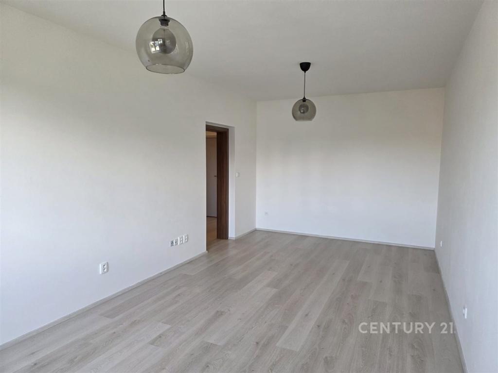 Pronájem bytu 1+1 59 m2, Černošice – náhled fotky 8