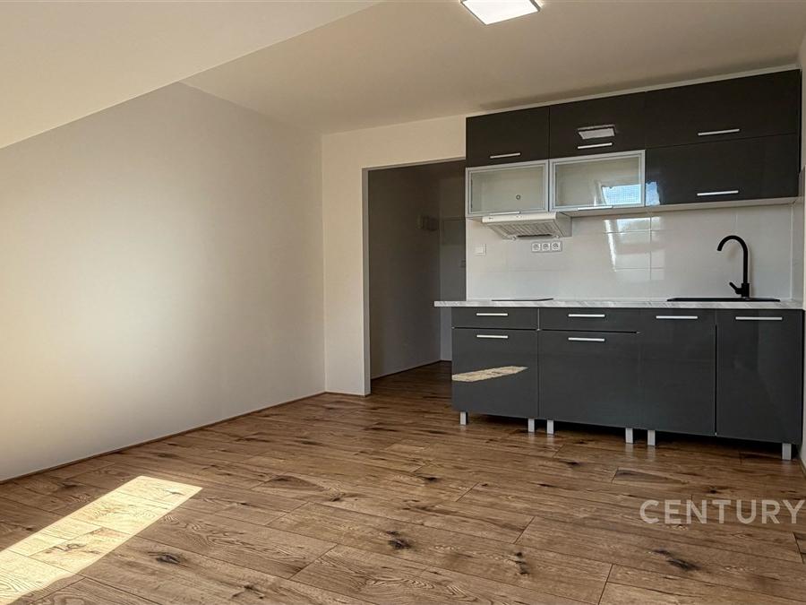 Pronájem bytu 1+kk 26 m2