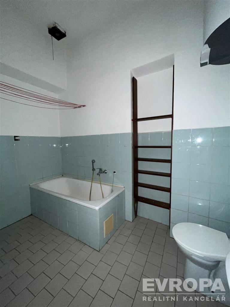 Pronájem bytu 2+kk 60 m2