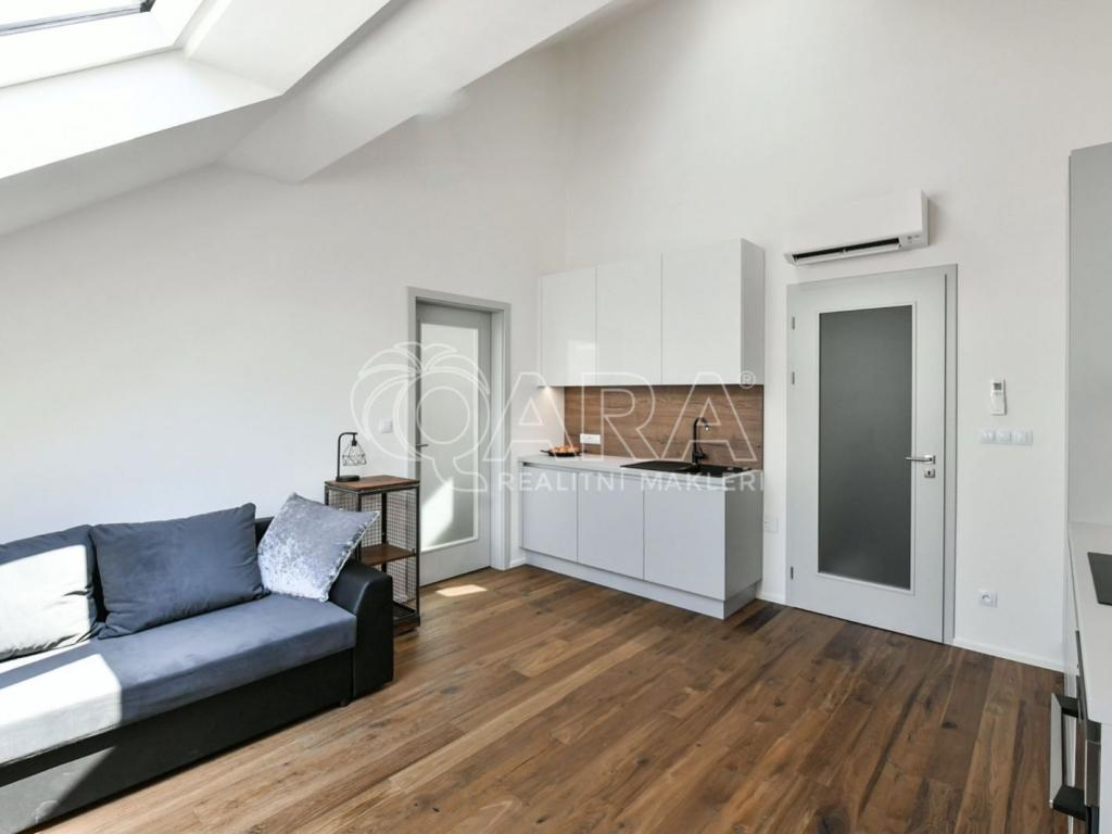 Pronájem bytu 2+kk 50 m2