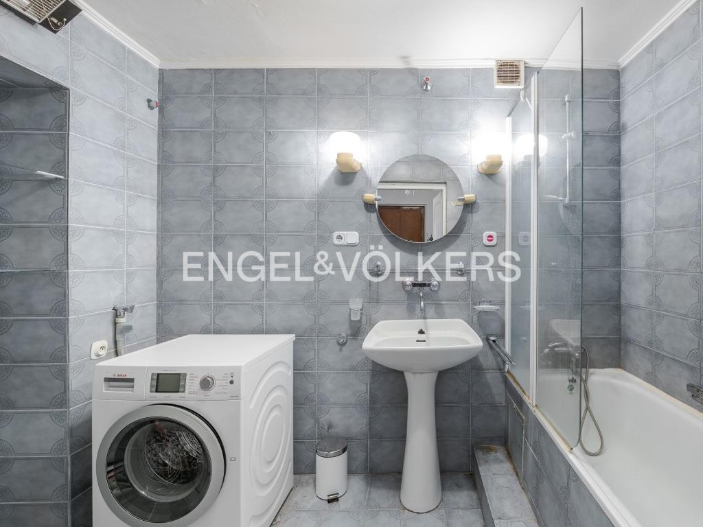 Pronájem bytu 3+1 126 m2, Praha – náhled fotky 9