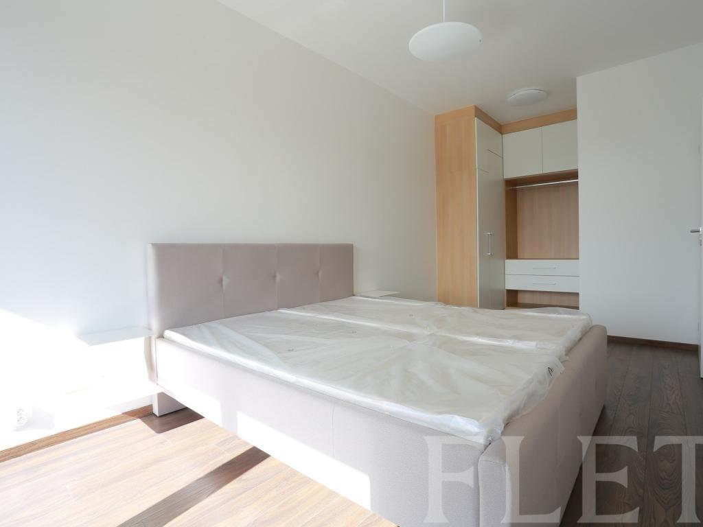 Pronájem bytu 2+kk 57 m2, Praha – náhled fotky 10
