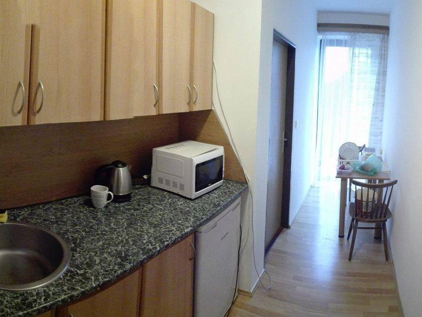 Spolubydleni bytu celý pokoj 70 m2