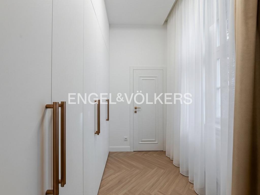 Pronájem bytu 3+kk 121 m2