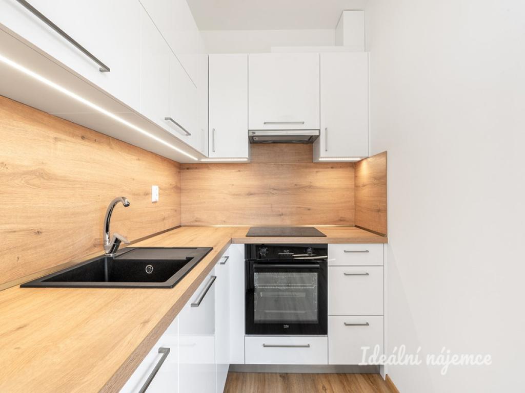 Pronájem bytu 2+kk 45 m2