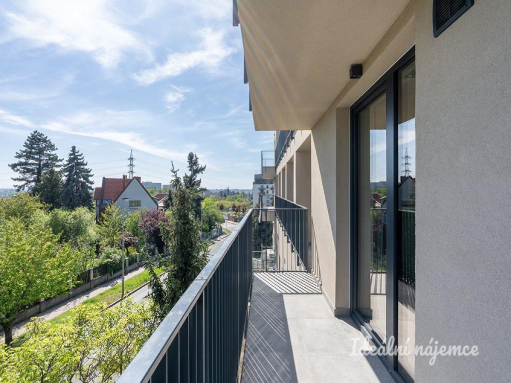 Pronájem bytu 2+kk 42 m2, Praha – náhled fotky 20