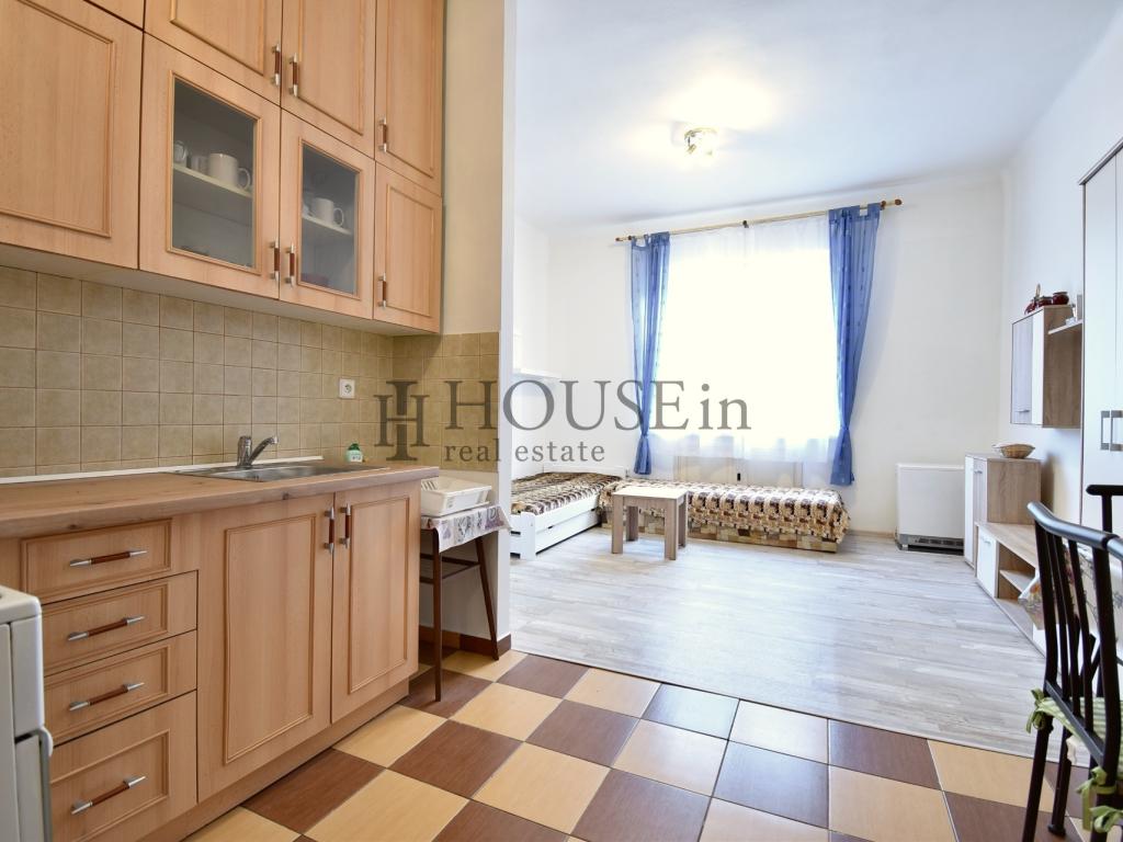 Pronájem bytu 1+kk 30 m2