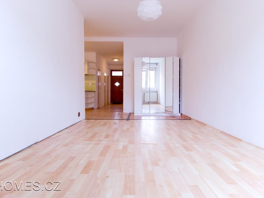 Pronajem bytu 1+kk 36 m2