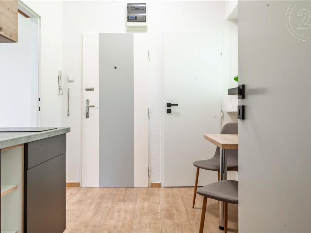 Pronájem bytu 1+1 32 m2