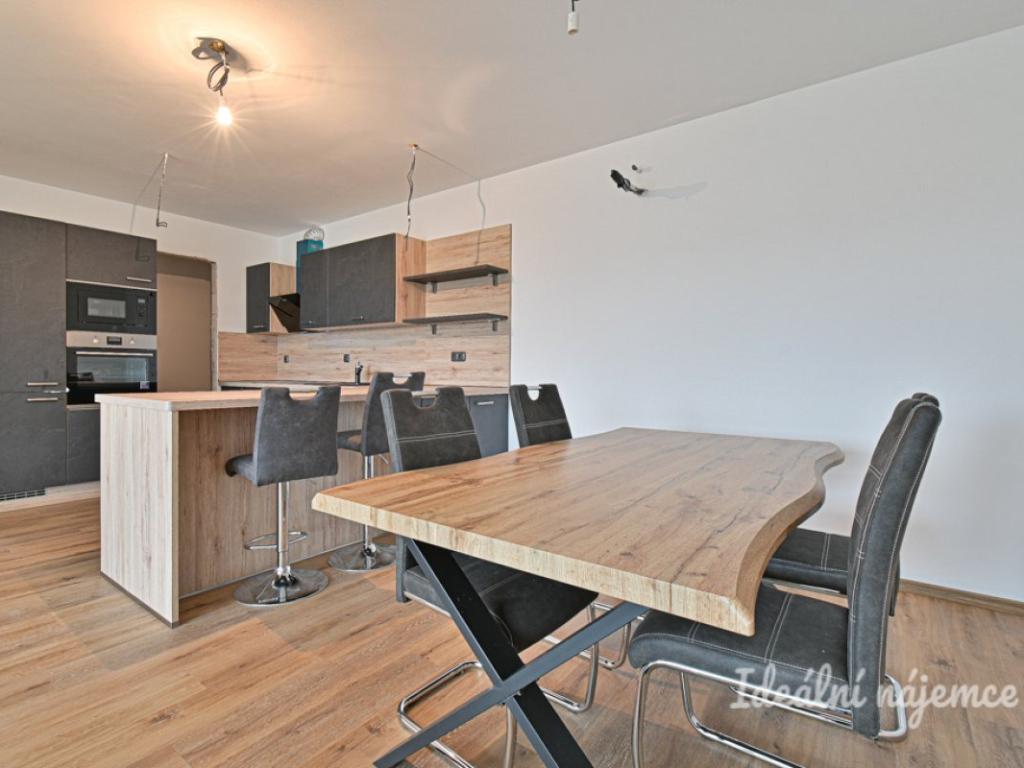 Pronájem bytu 4+kk 127 m2