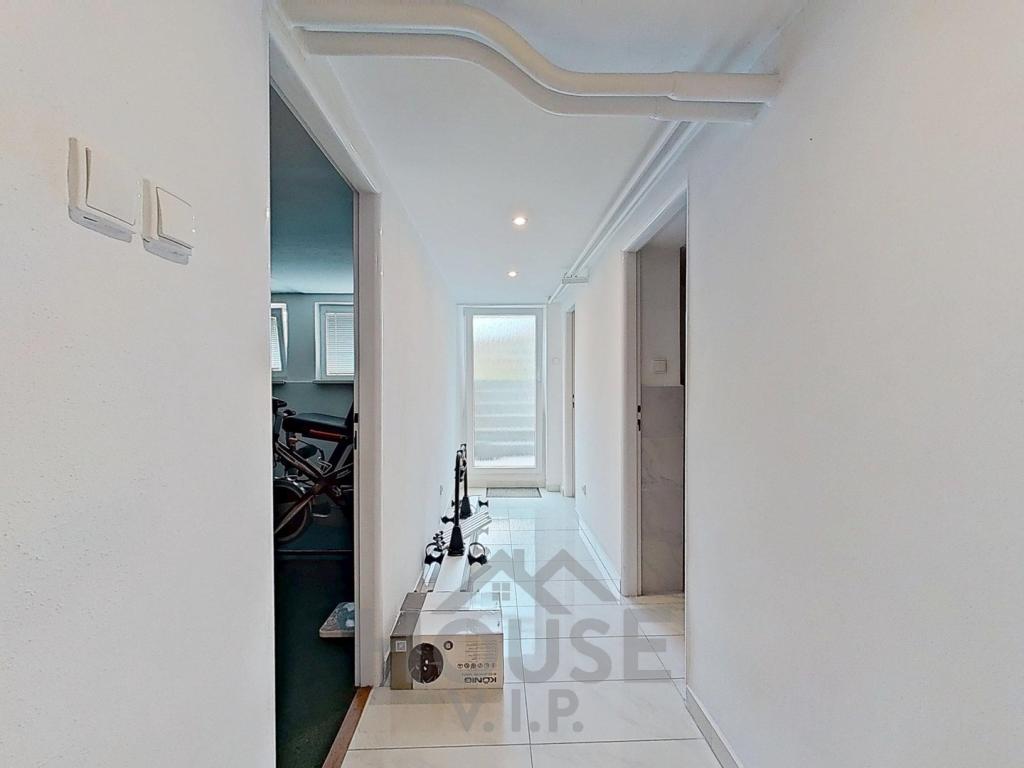 Prodej domu 280 m2, Benešov – náhled fotky 12