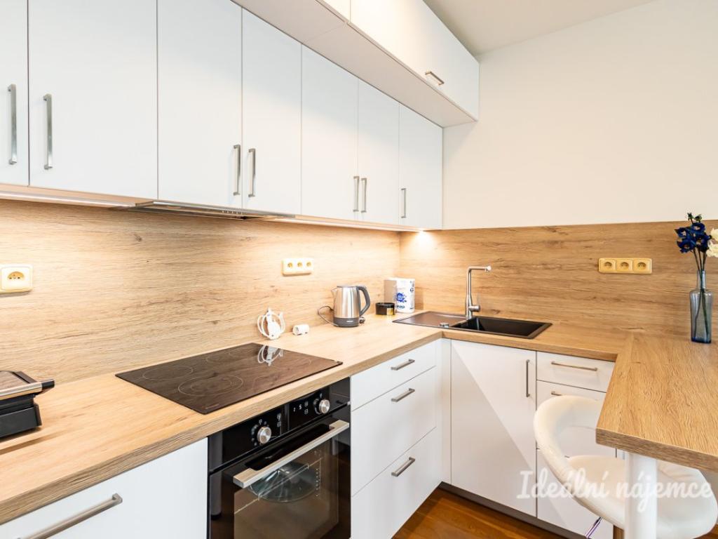 Pronájem bytu 1+kk 26 m2