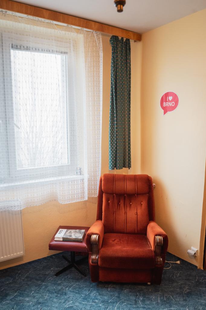 Spolubydleni bytu celý pokoj 70 m2