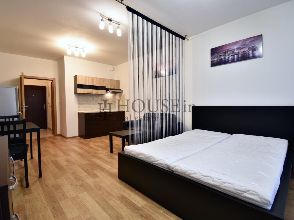 Pronájem bytu 1+kk 33 m2