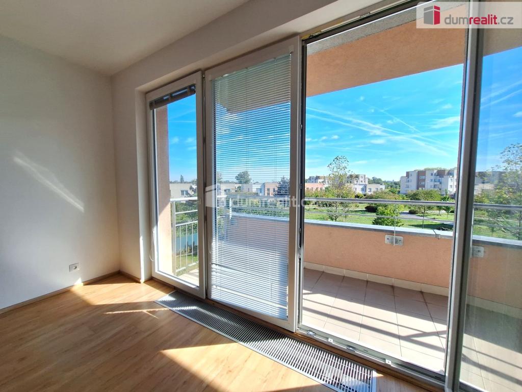 Pronájem bytu 2+kk 63 m2