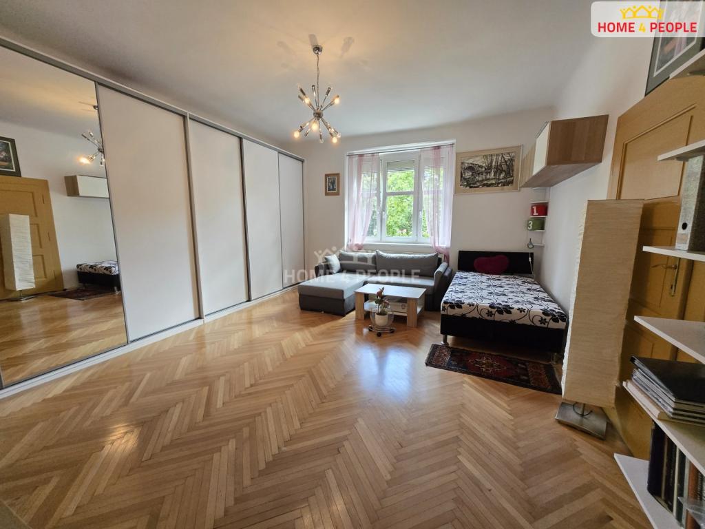 Prodej bytu 3+1 89 m2, Praha – náhled fotky 8
