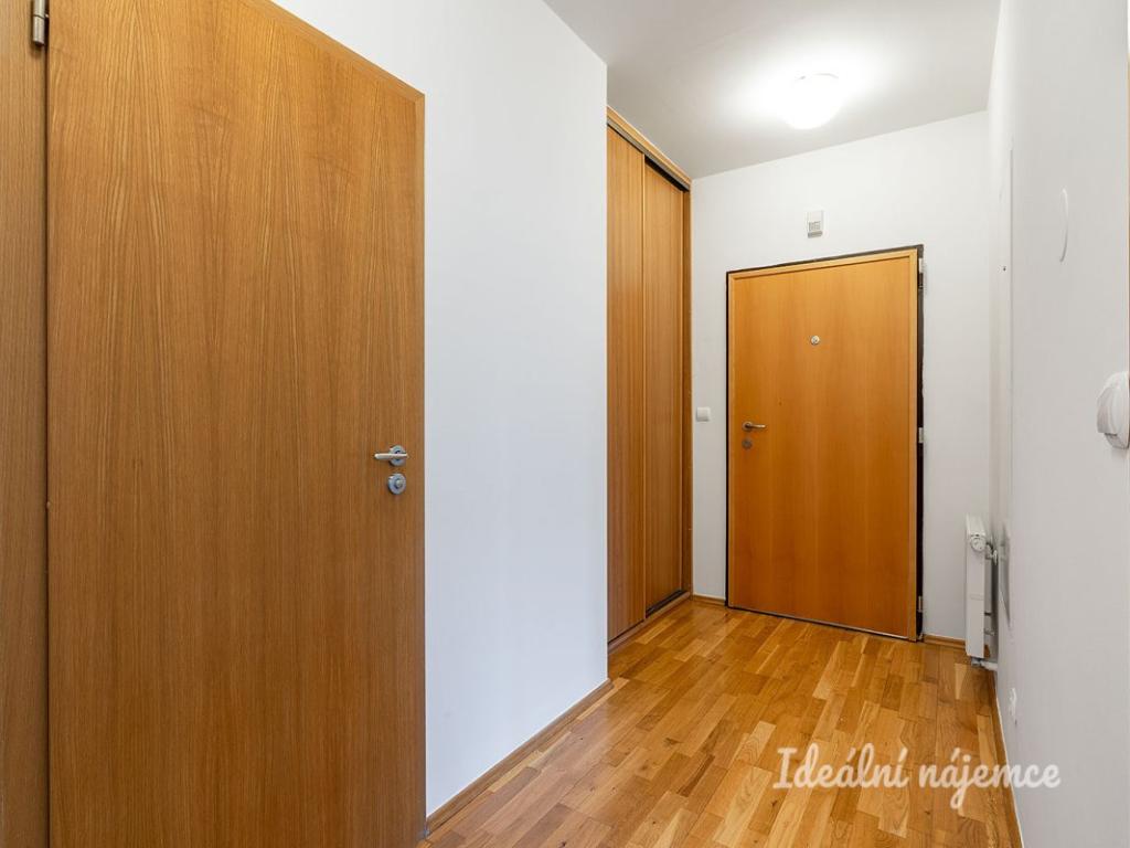 Pronájem bytu 2+kk 69 m² – další