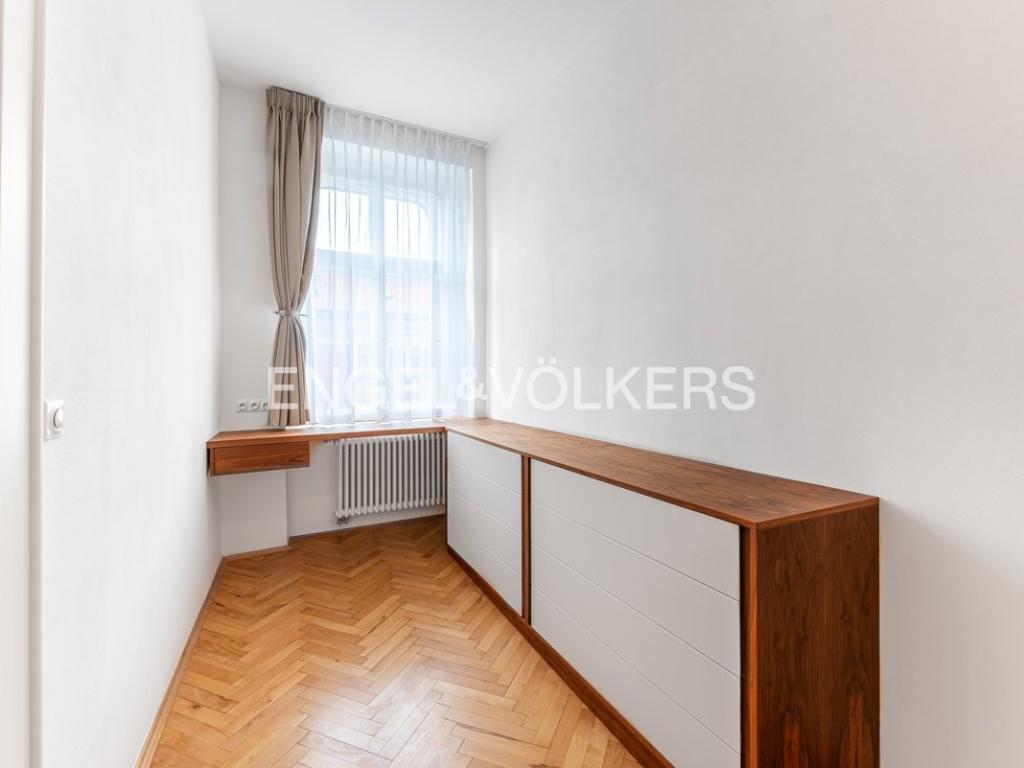 Pronájem bytu 3+kk 68 m2, Praha – náhled fotky 6