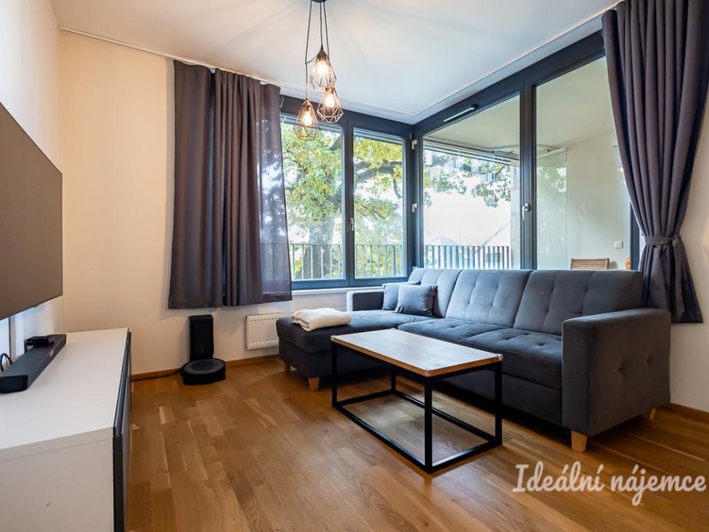 Pronájem bytu 2+kk 50 m2