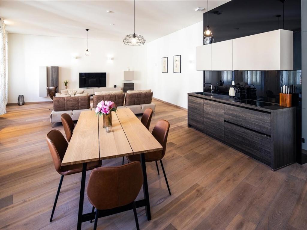 Pronájem bytu 3+kk 123 m2