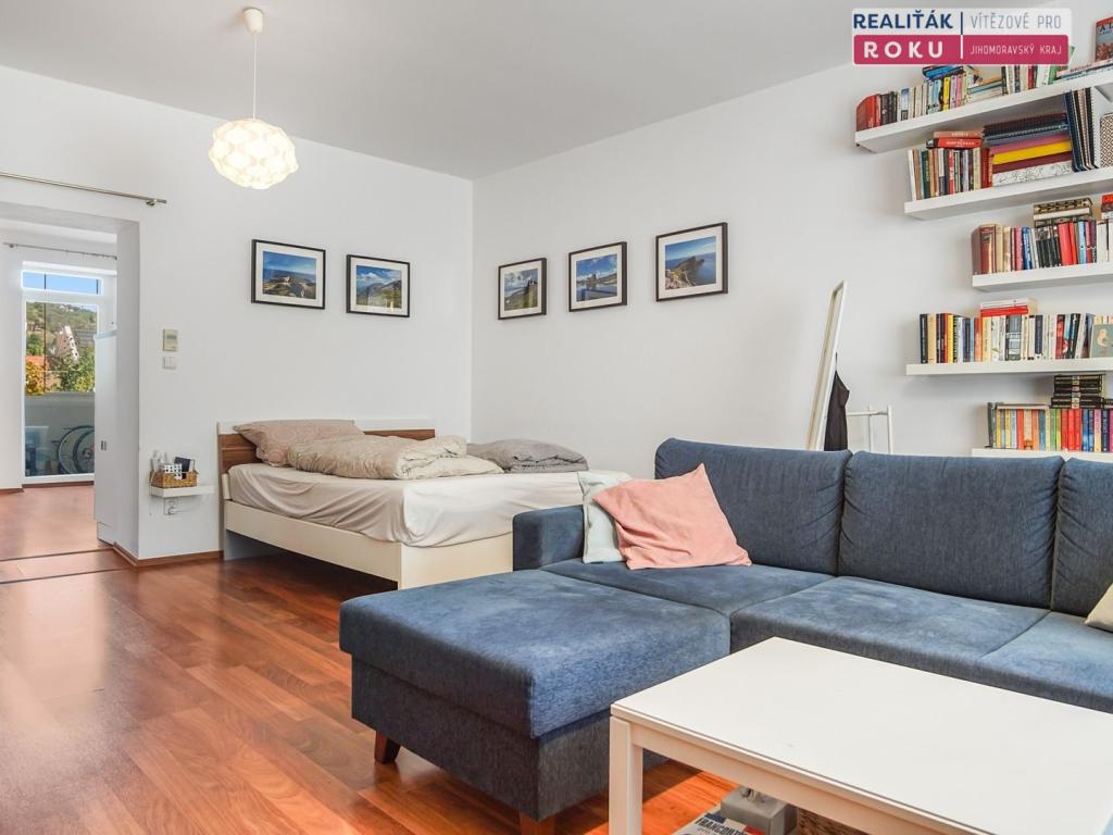 Pronájem bytu 2+kk 64 m2