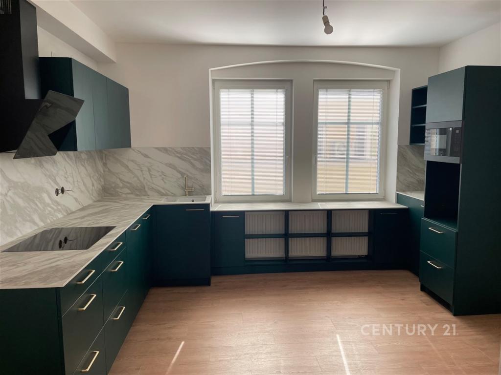 Pronájem bytu 2+1 70 m2