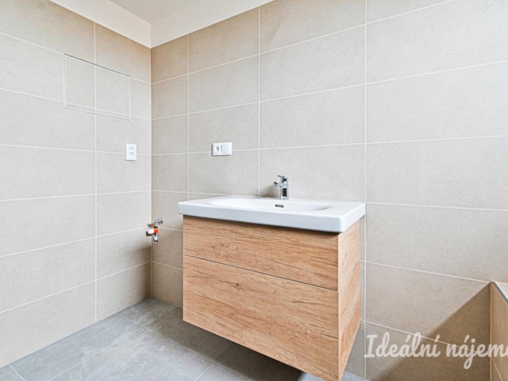 Pronájem bytu 3+kk 71 m2, Dobřany – náhled fotky 7