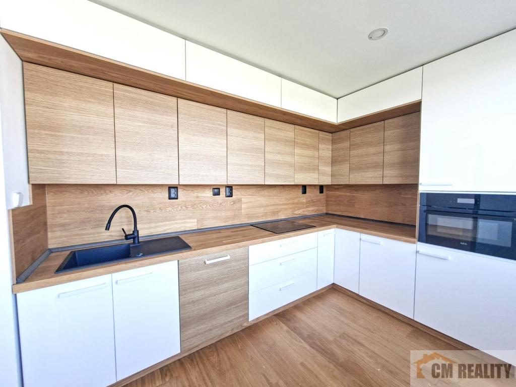 Pronájem bytu 2+1 56 m2