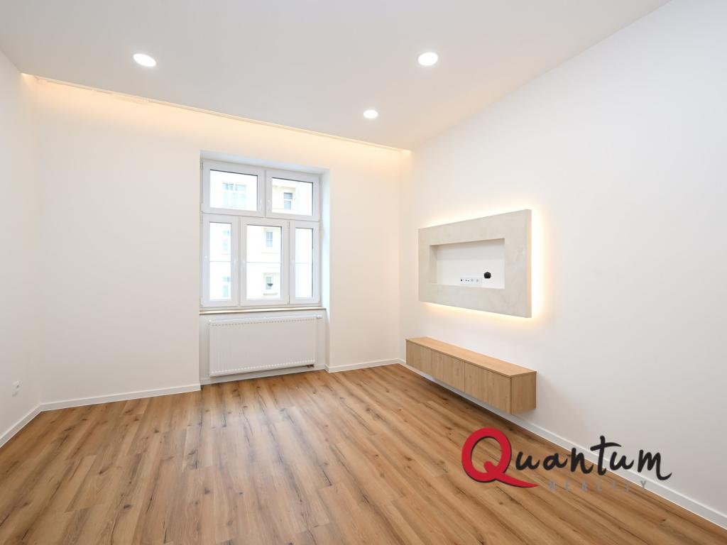 Pronájem bytu 2+kk 40 m2, Praha – náhled fotky 8