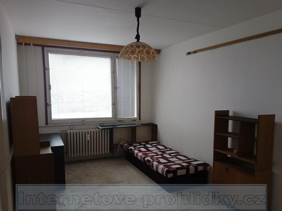 Pronájem bytu pokoj 24 m2