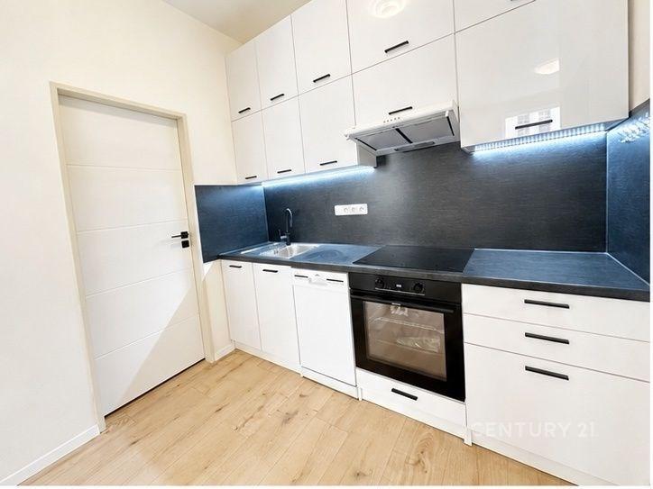 Pronájem bytu 2+kk 30 m2