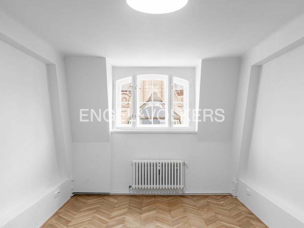 Pronájem bytu 2+1 84 m2