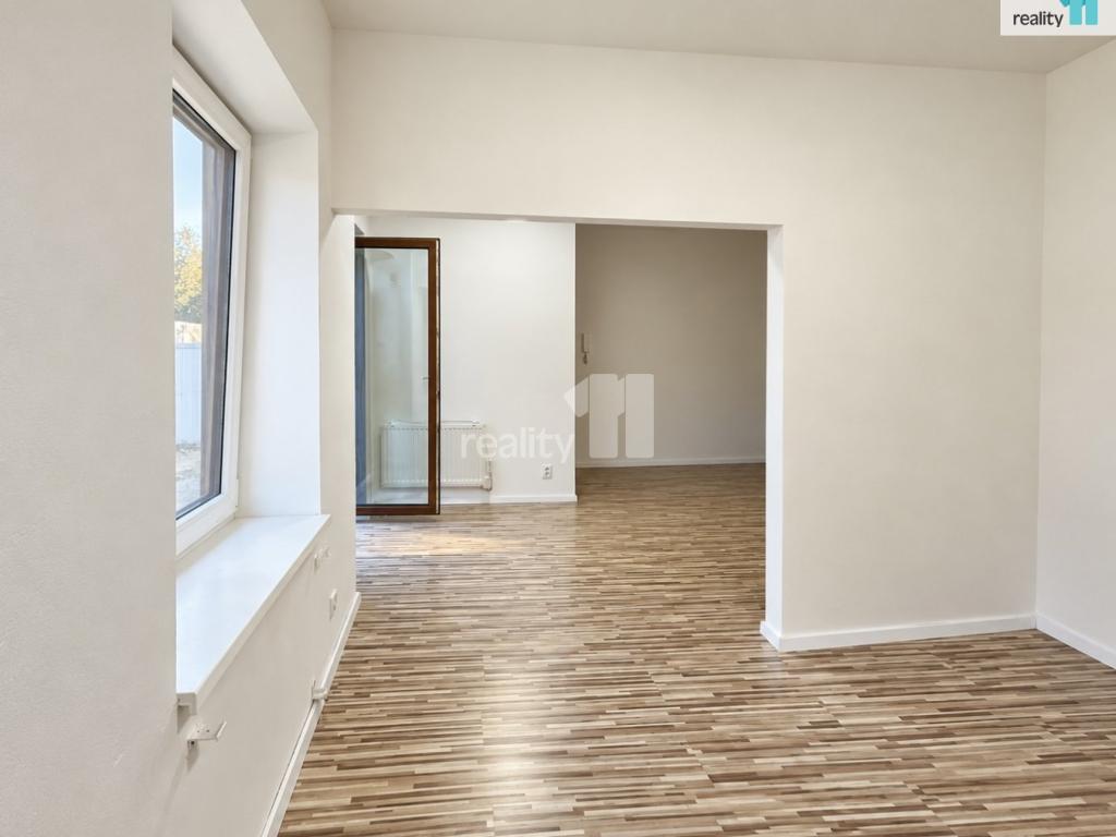 Pronájem bytu 1+kk 28 m2