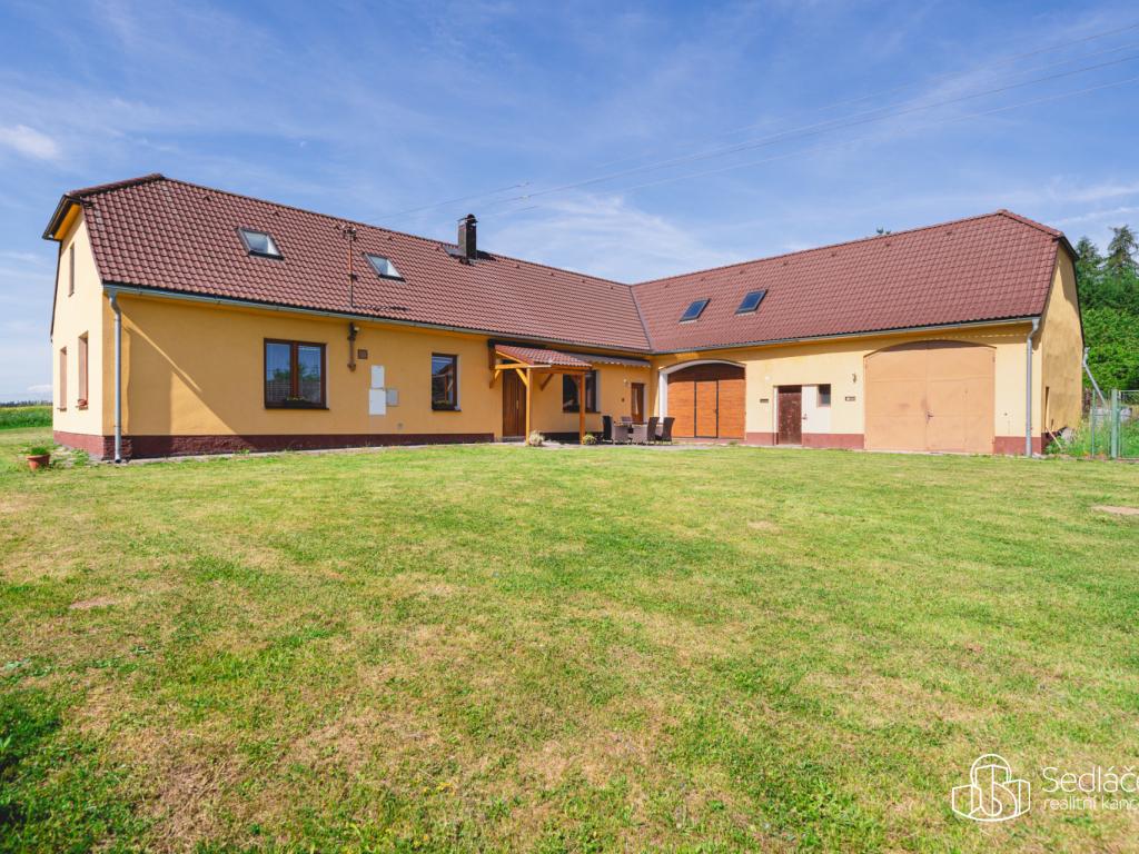 Prodej domu 290 m² – pohled 2