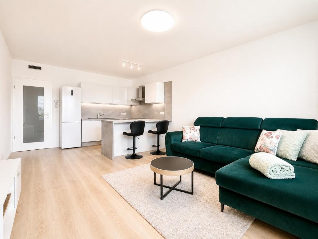 Pronájem bytu 2+kk 60 m2