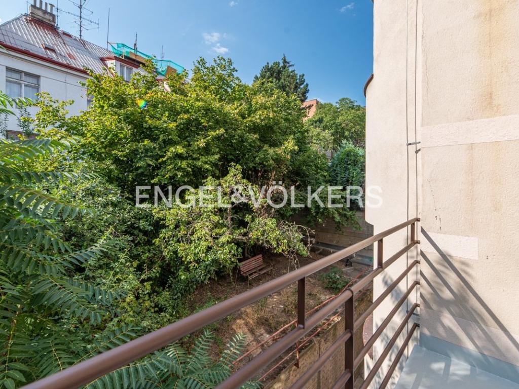 Pronájem bytu 3+kk 82 m2