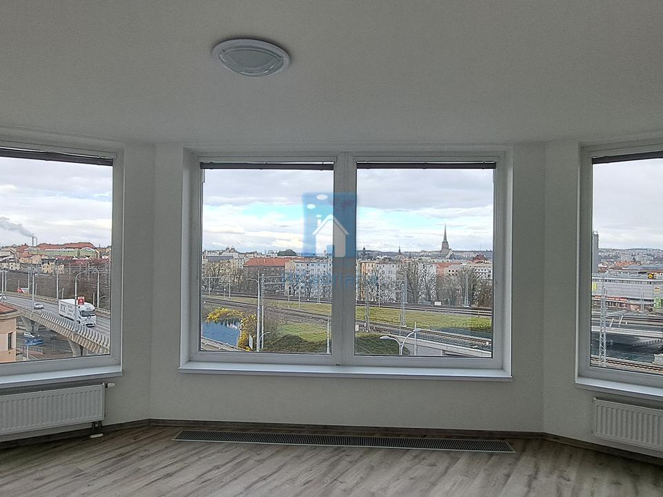 Pronájem bytu 1+kk 43 m2