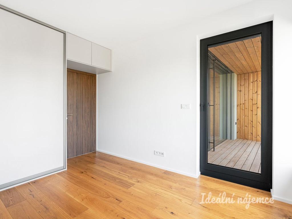 Pronájem bytu 2+kk 50 m2, Praha – náhled fotky 8