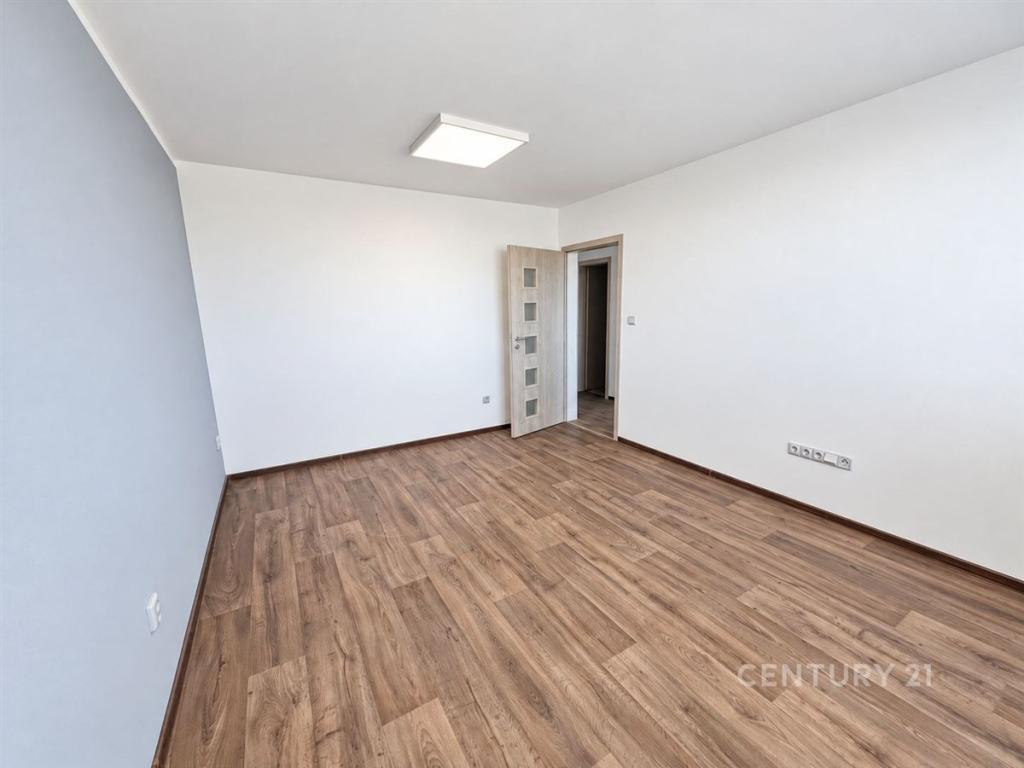 Pronájem bytu 1+1 37 m2