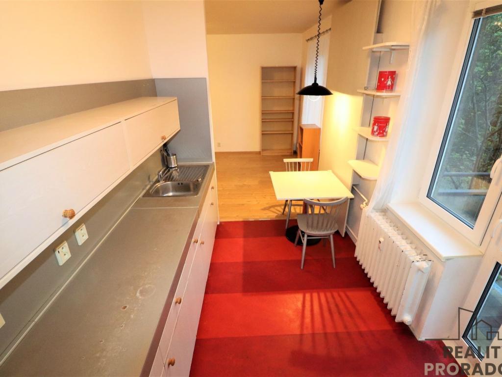 Pronájem bytu 2+1 56 m2