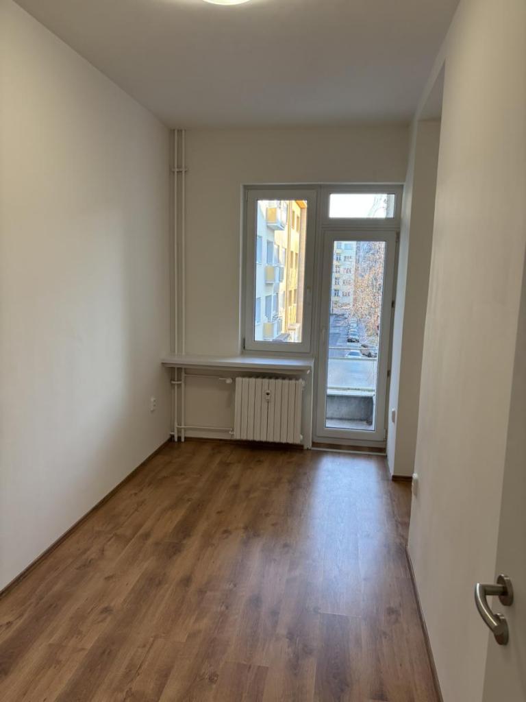 Listing 3