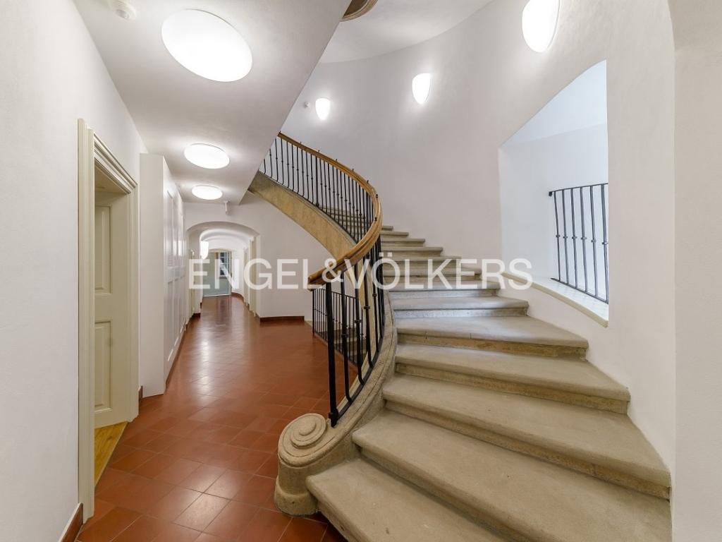 Pronájem bytu 2+kk 72 m2, Praha – náhled fotky 12