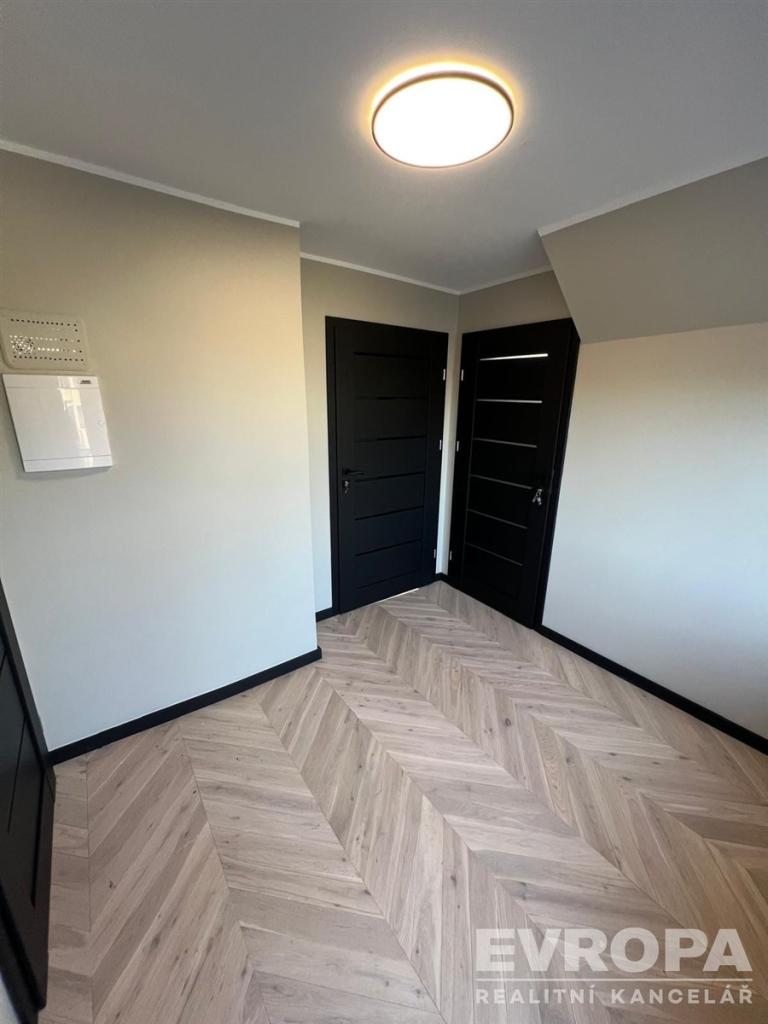Pronájem bytu 3+kk 71 m2, Opava – náhled fotky 16