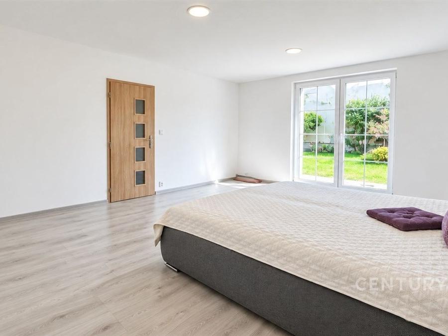 Pronájem domu 150 m2, Dobrovíz – náhled fotky 8